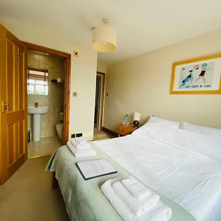 招待所 Mooredge 惠特比