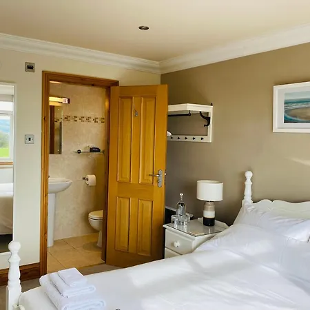 Mooredge Гостевой дом 3*