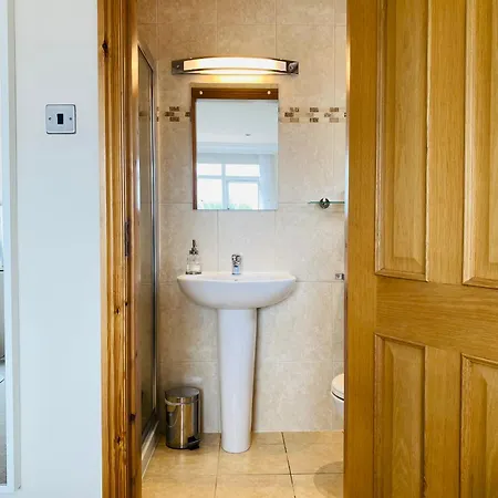 Mooredge Гостевой дом Уитби